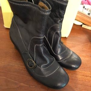 navy fly london boots